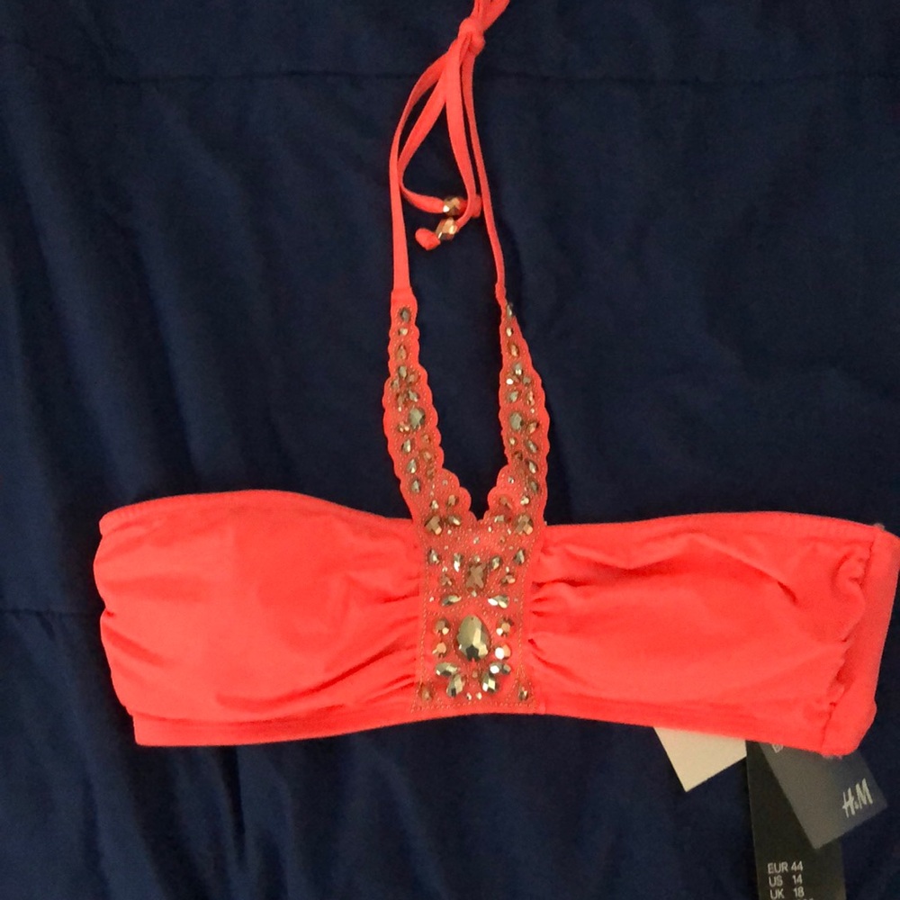 Bikini top - Picture 1 of 3
